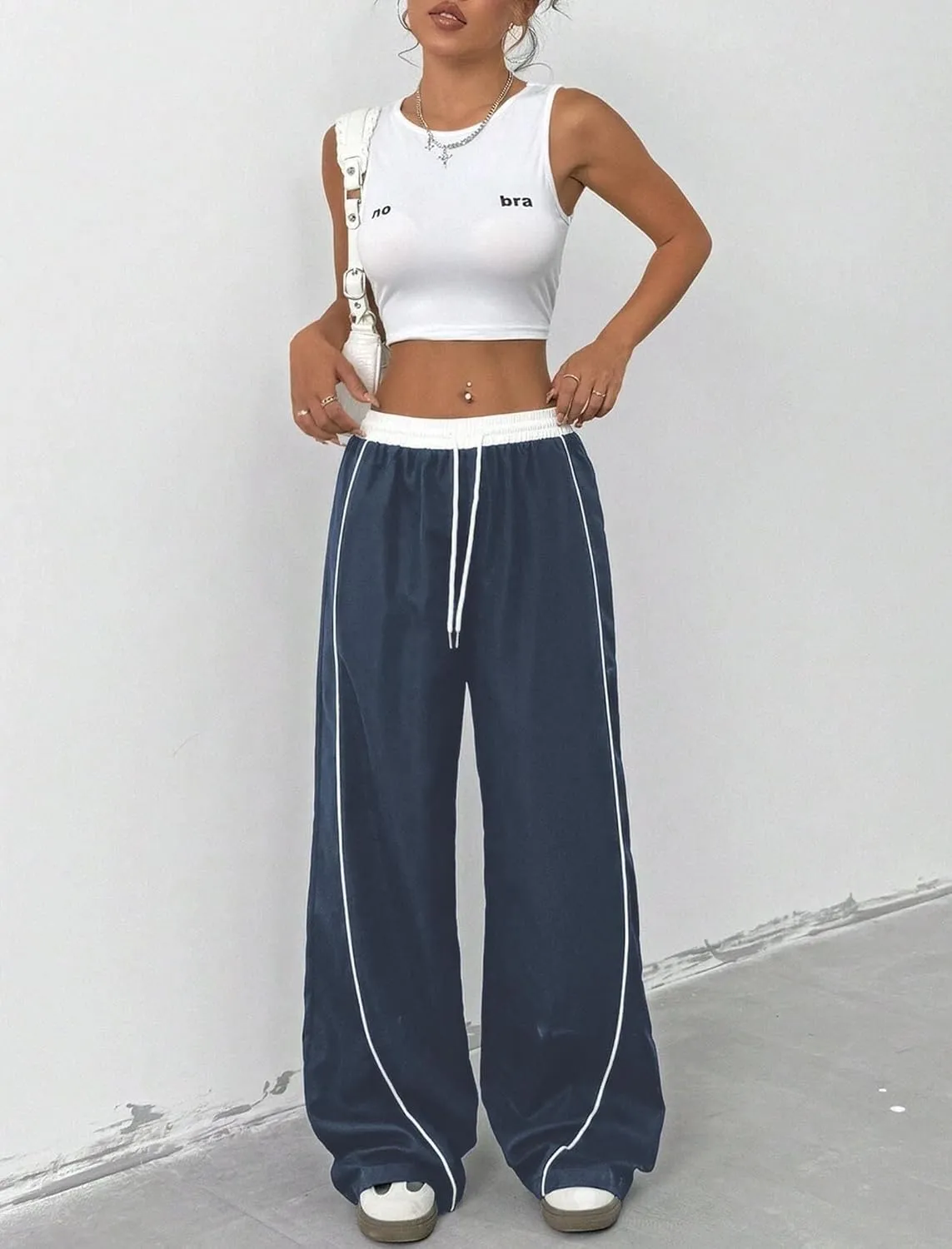 ZAFUL Womens Parachute Pants Y2K Wide Leg Cargo Sweatpants Drawstring Waist Jogger Pants with Pockets